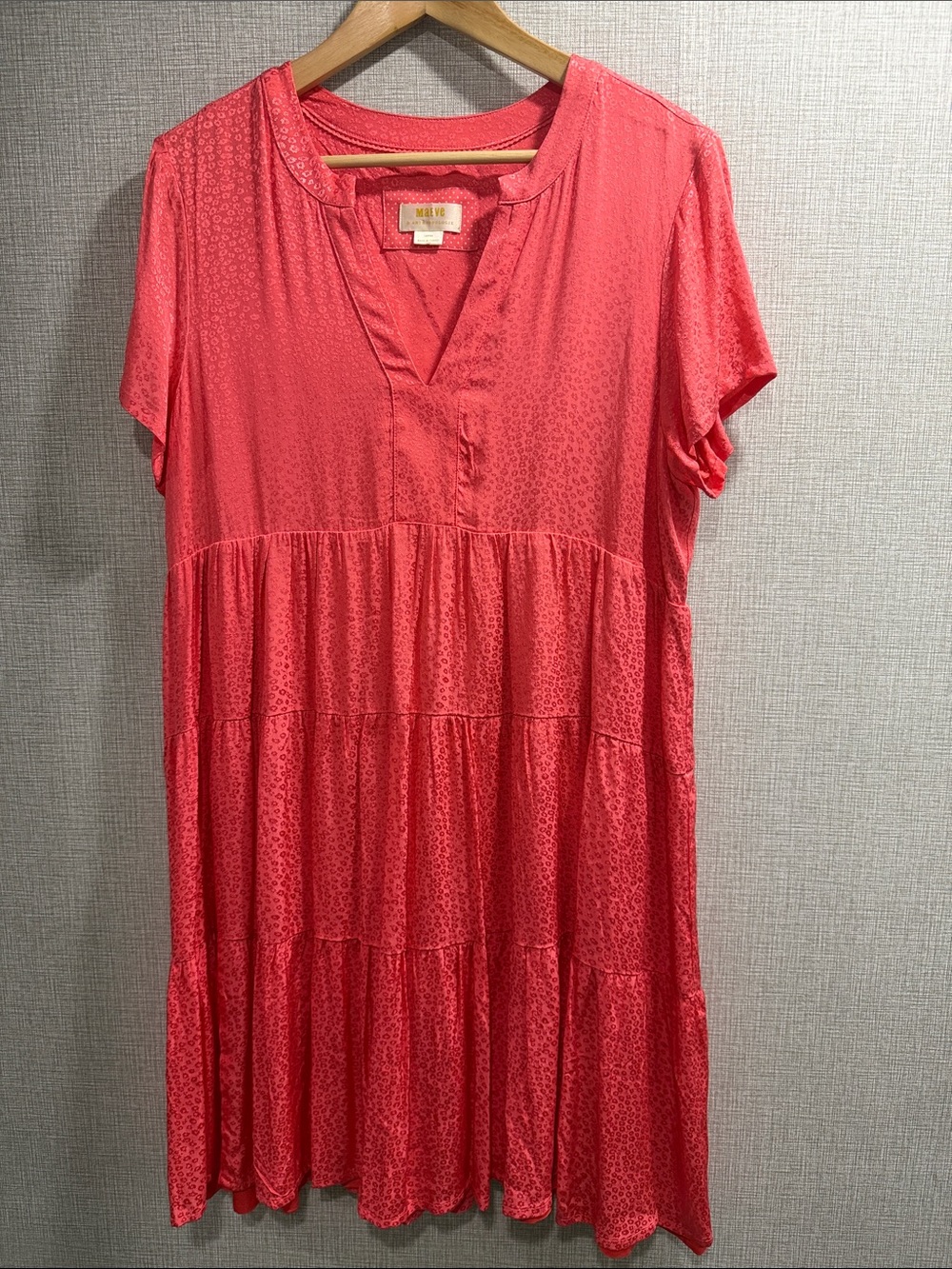 Maeve by Anthropologie Coral-Pink Animal Print V-Neck Short-Sleeve Dress Large